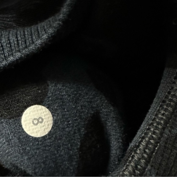 Lululemon Scuba Hoodie II: Flat Inky Floral Heathered Inkwell Deep Coal- Size 8 - Picture 9 of 9